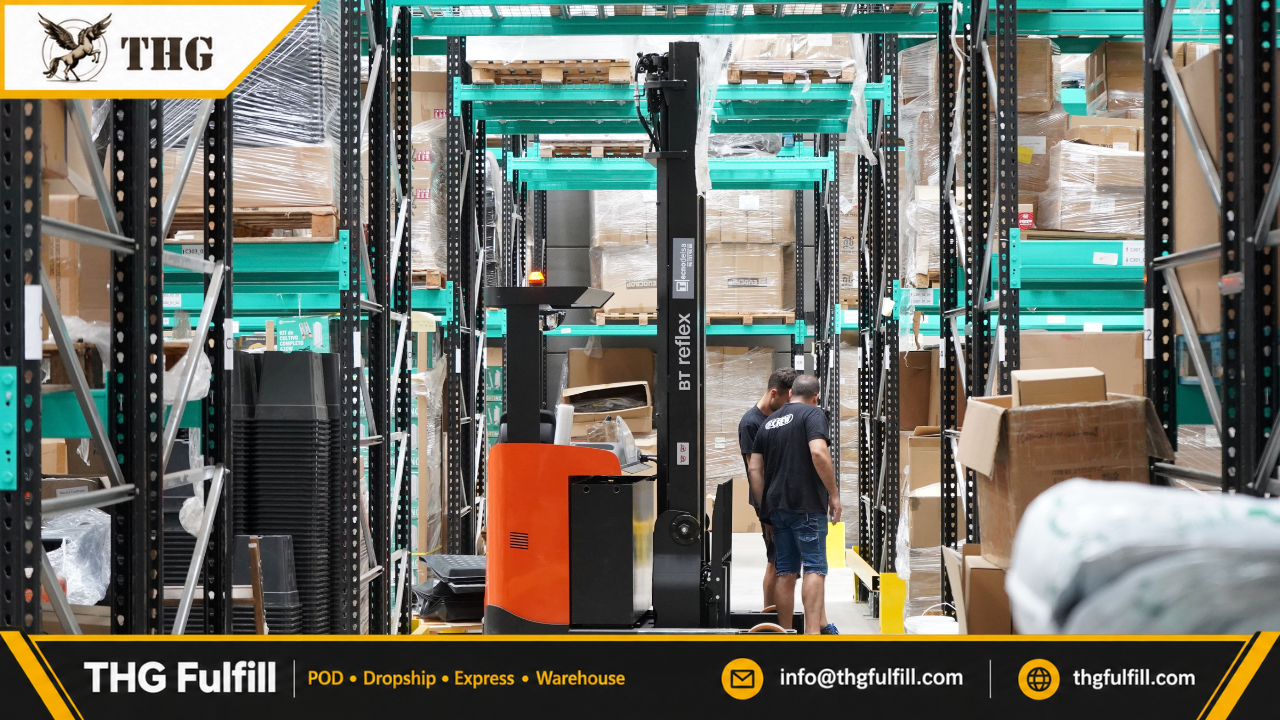 Fulfillment warehouse dùng để lưu trữ hàng